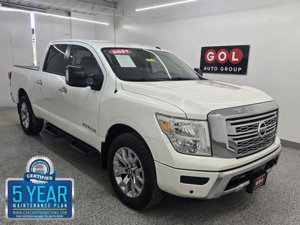Nissan Titan Platinum Reserve Crew Cab 4WD 2021