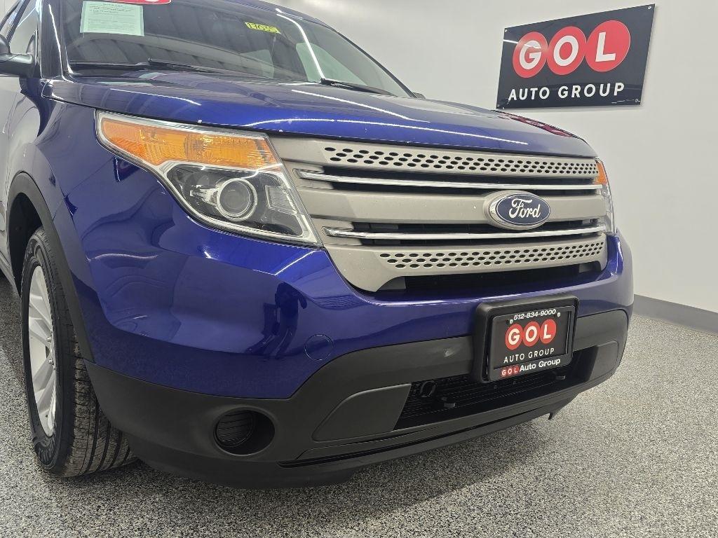 Ford Explorer Base 4WD 2015