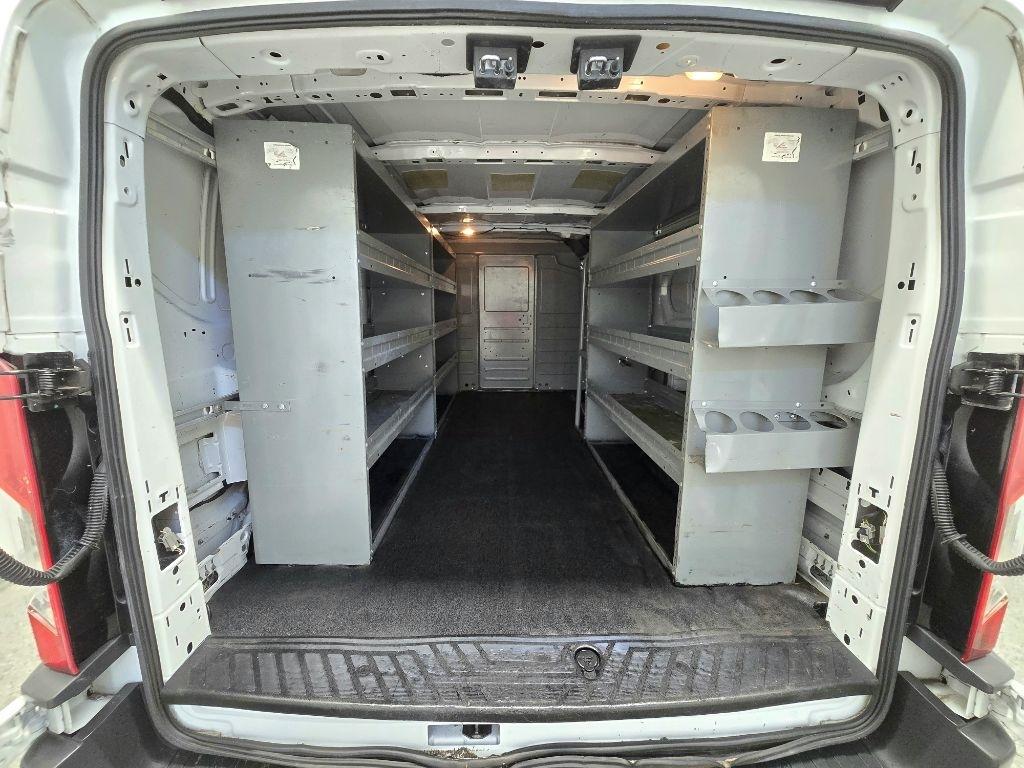 Ford Transit 350 Van Low Roof w/Sliding Pass. 148-in. WB 2015