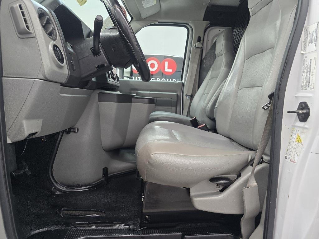 Ford Econoline E-150 2013