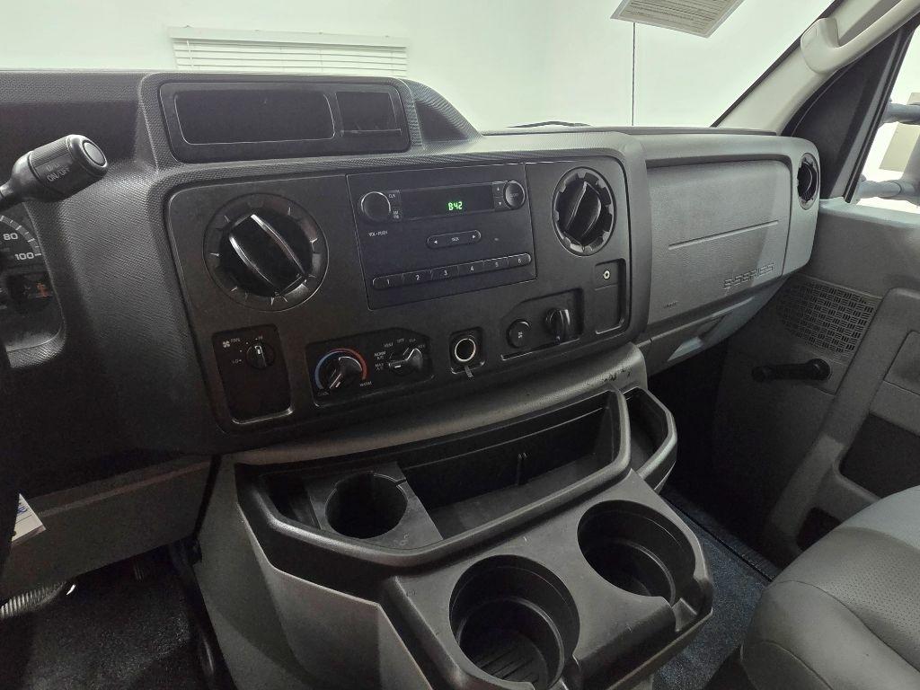 Ford Econoline E-150 2013