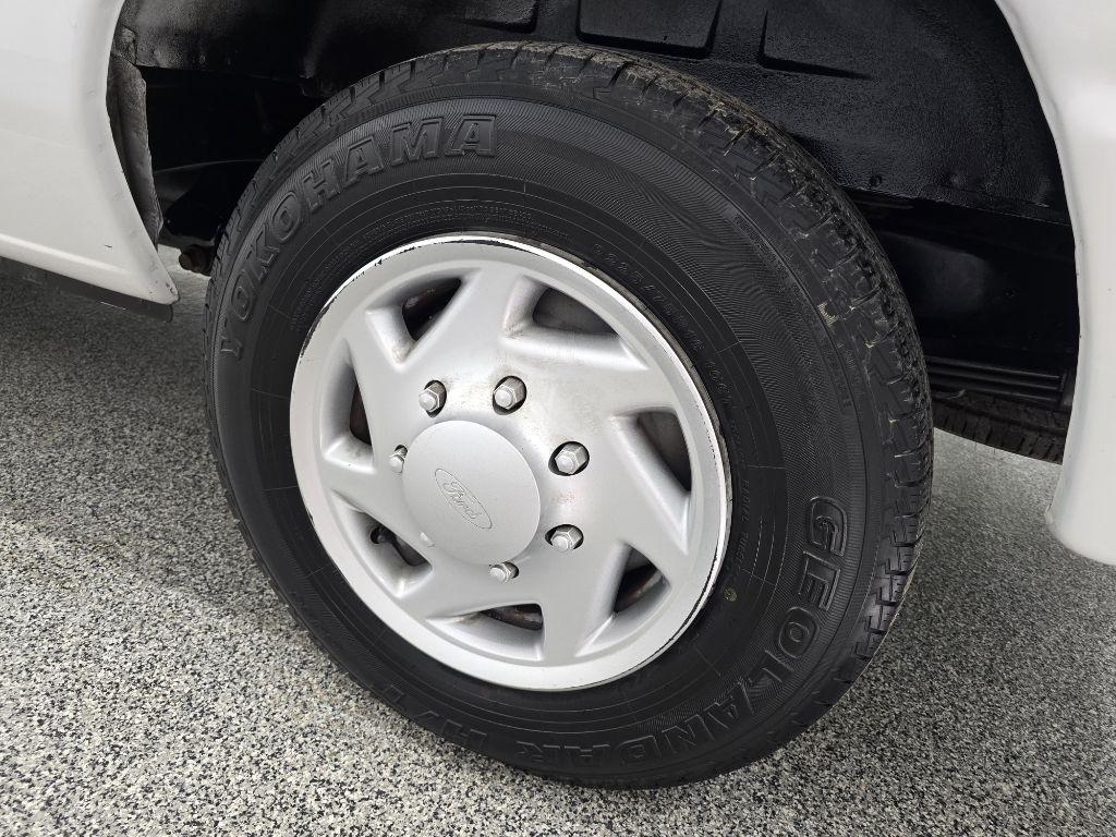 Ford Econoline E-150 2013