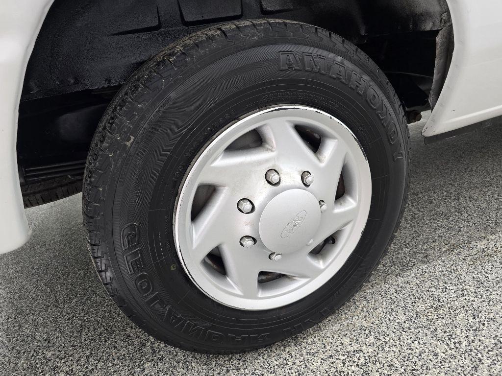 Ford Econoline E-150 2013