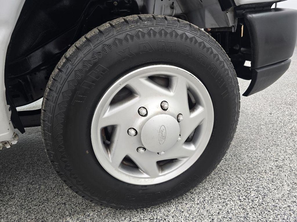 Ford Econoline E-150 2013