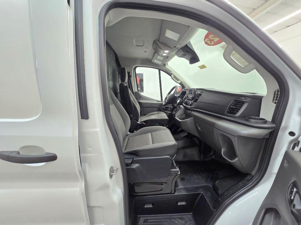 Ford Transit 150 Van Low Roof w/Sliding Pass. 130-in. WB 2023