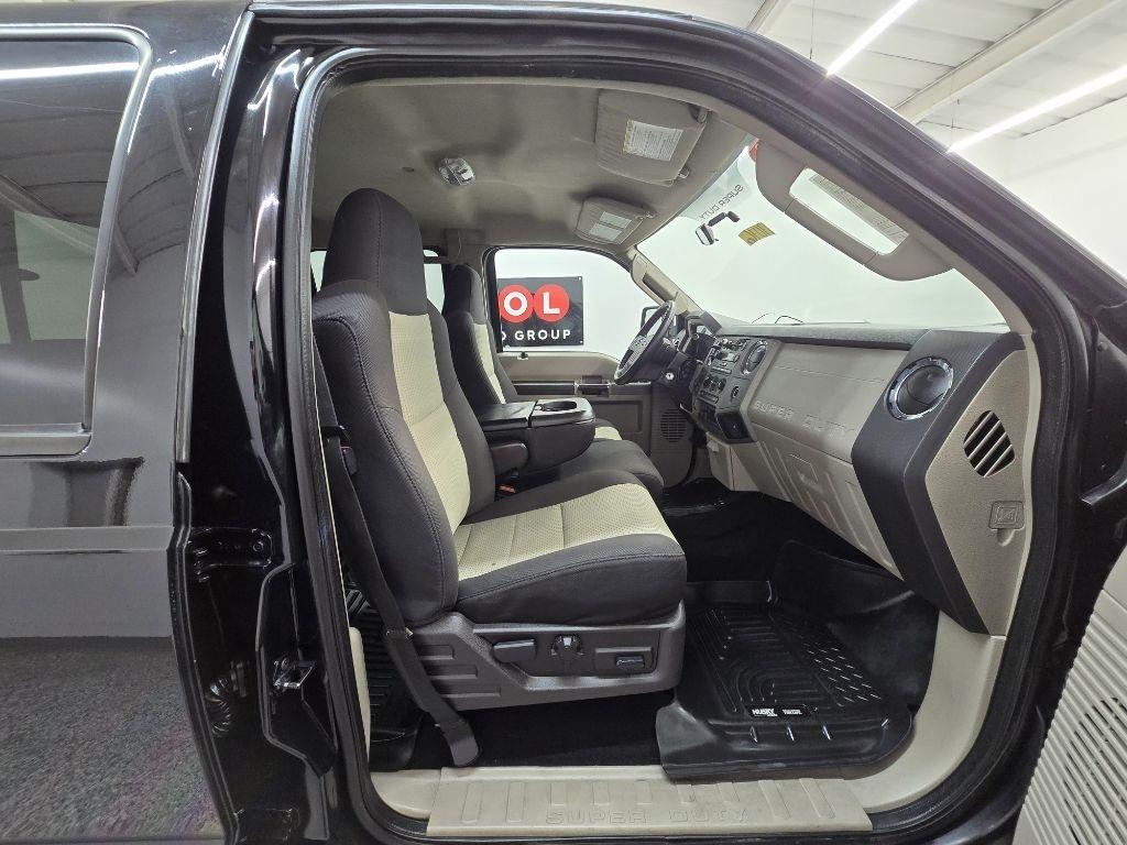 Ford F-250 SD XLT Crew Cab Long Bed 4WD 2008