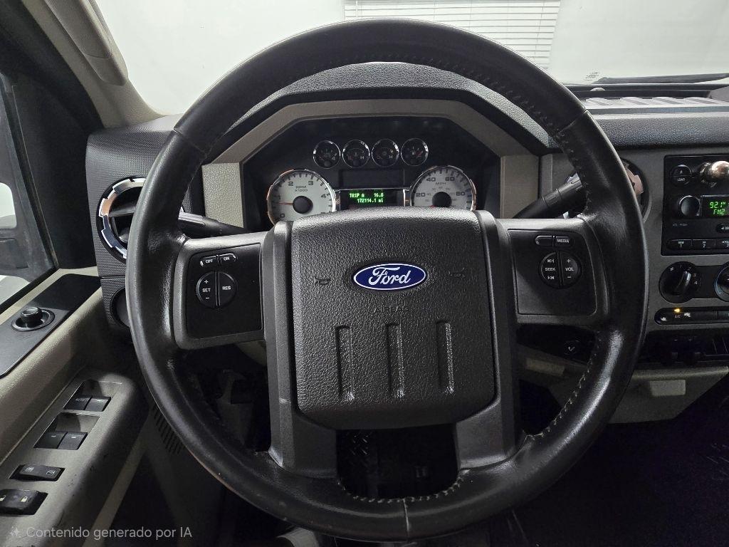 Ford F-250 SD XLT Crew Cab Long Bed 4WD 2008