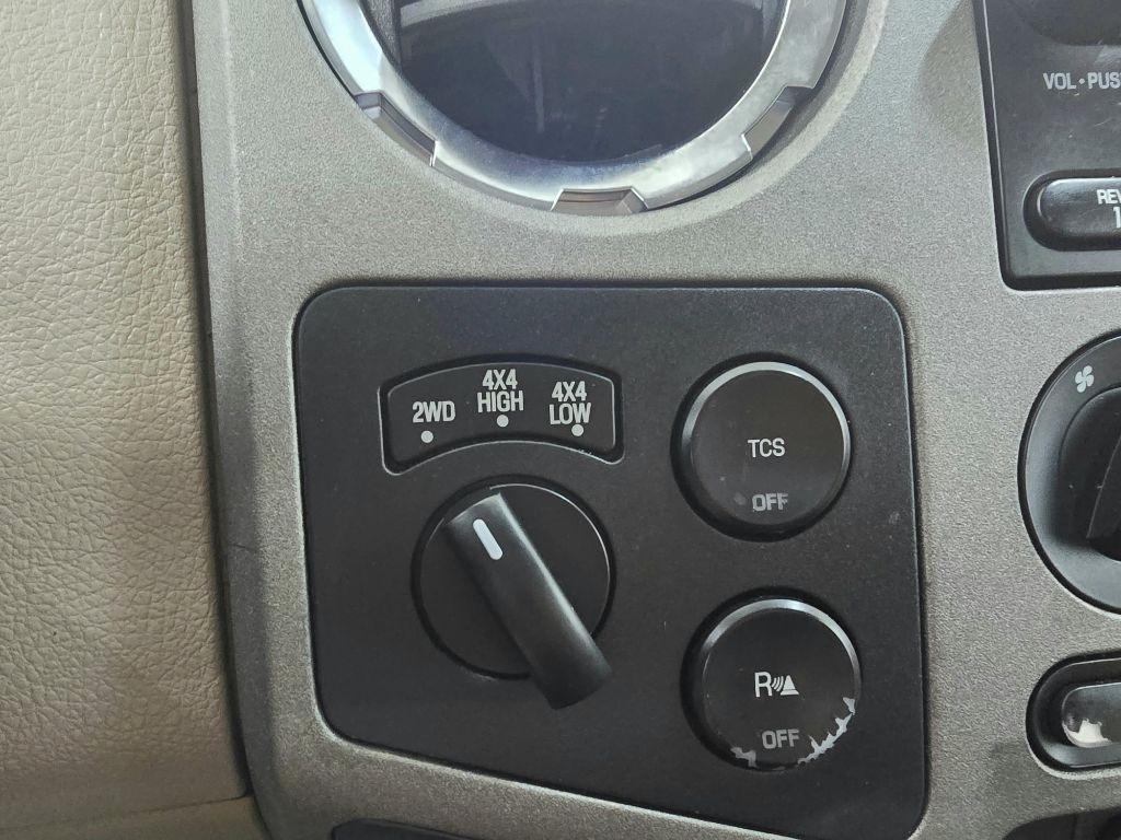 Ford F-250 SD XLT Crew Cab Long Bed 4WD 2008