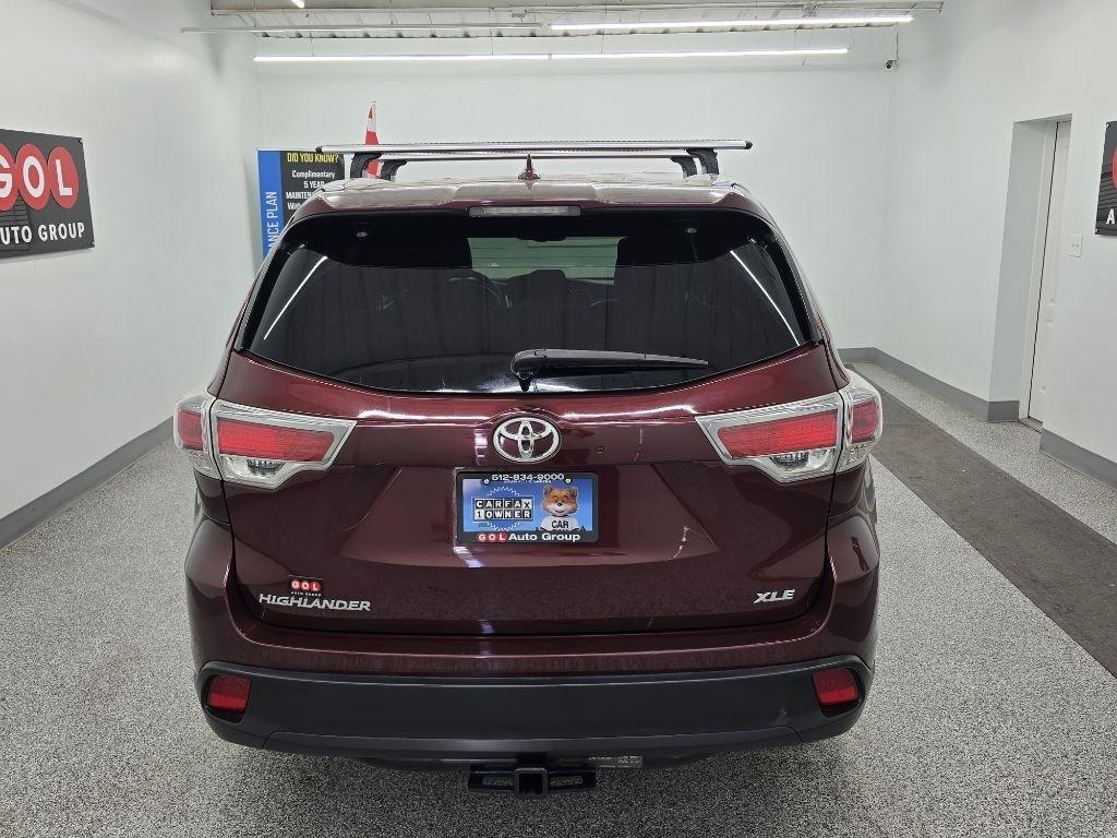 Toyota Highlander XLE FWD V6 2015
