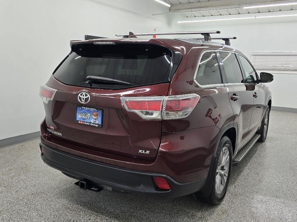 Toyota Highlander XLE FWD V6 2015