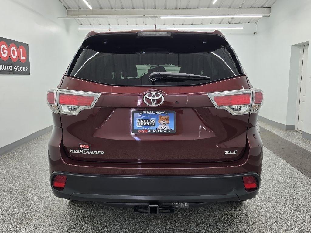 Toyota Highlander XLE FWD V6 2015