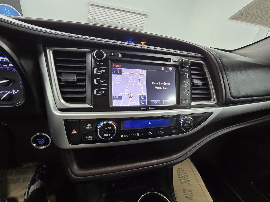 Toyota Highlander XLE FWD V6 2015