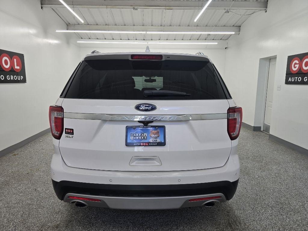 Ford Explorer XLT FWD 2017