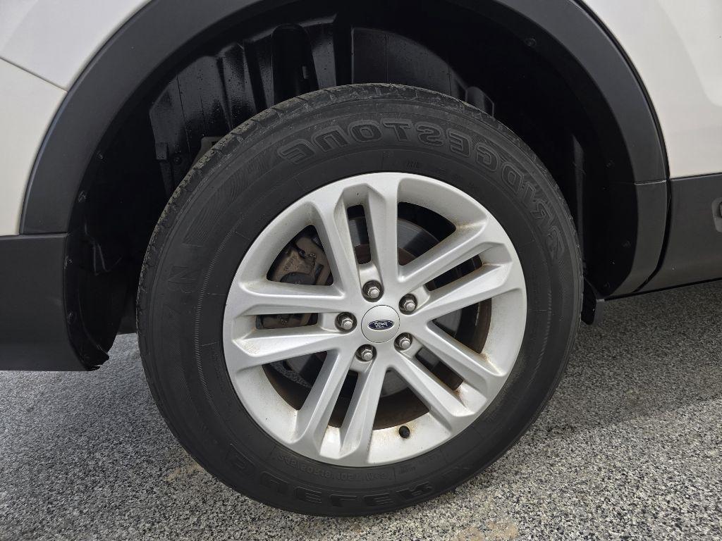 Ford Explorer XLT FWD 2017