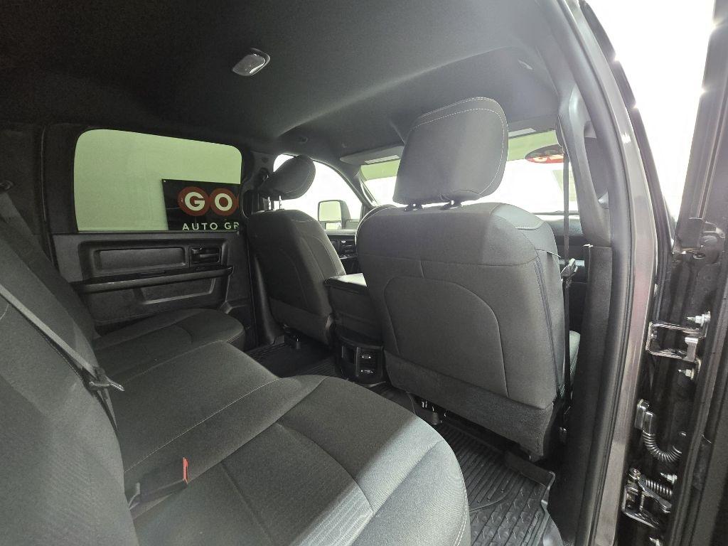 RAM 2500 Tradesman Crew Cab SWB 4WD 2023