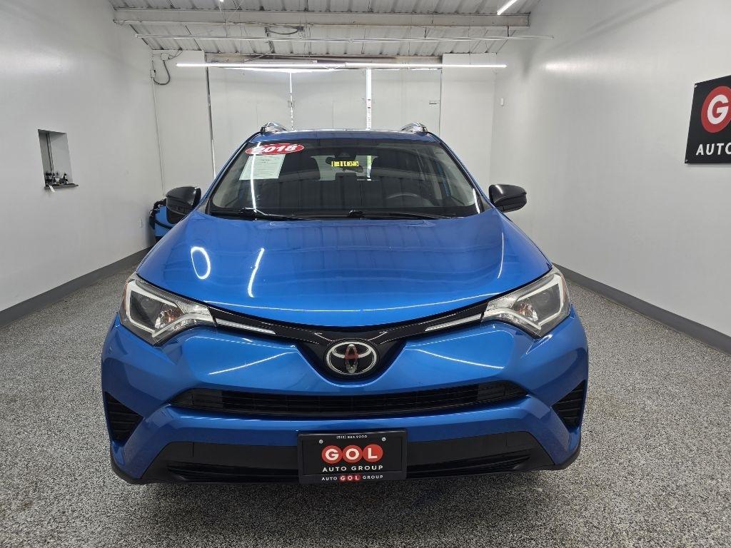 Toyota RAV4 LE FWD 2018