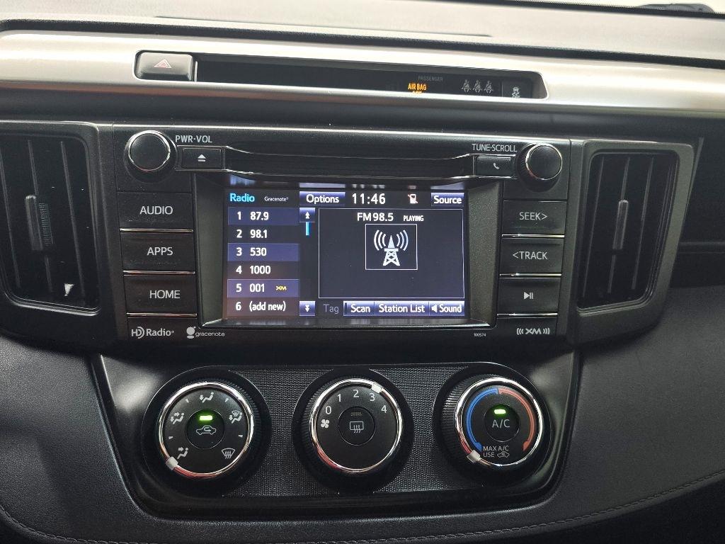 Toyota RAV4 LE FWD 2018