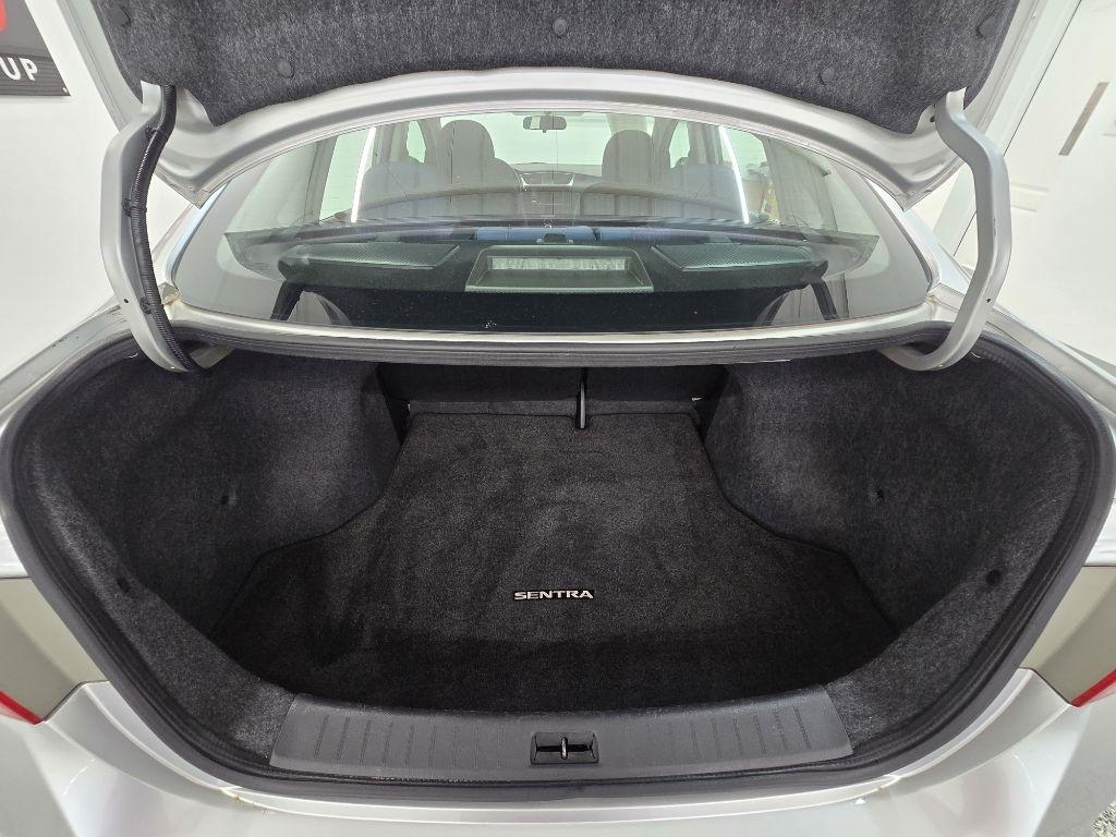 Nissan Sentra S CVT 2019