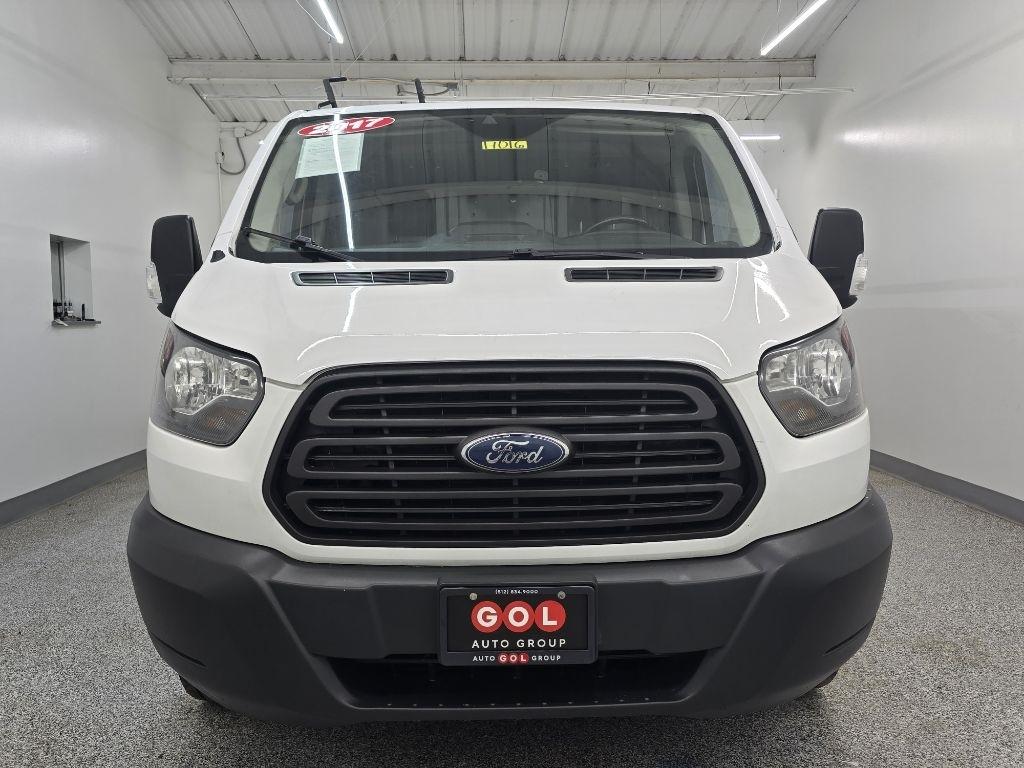 Ford Transit 250 Van Low Roof w/Sliding Pass. 130-in. WB 2017