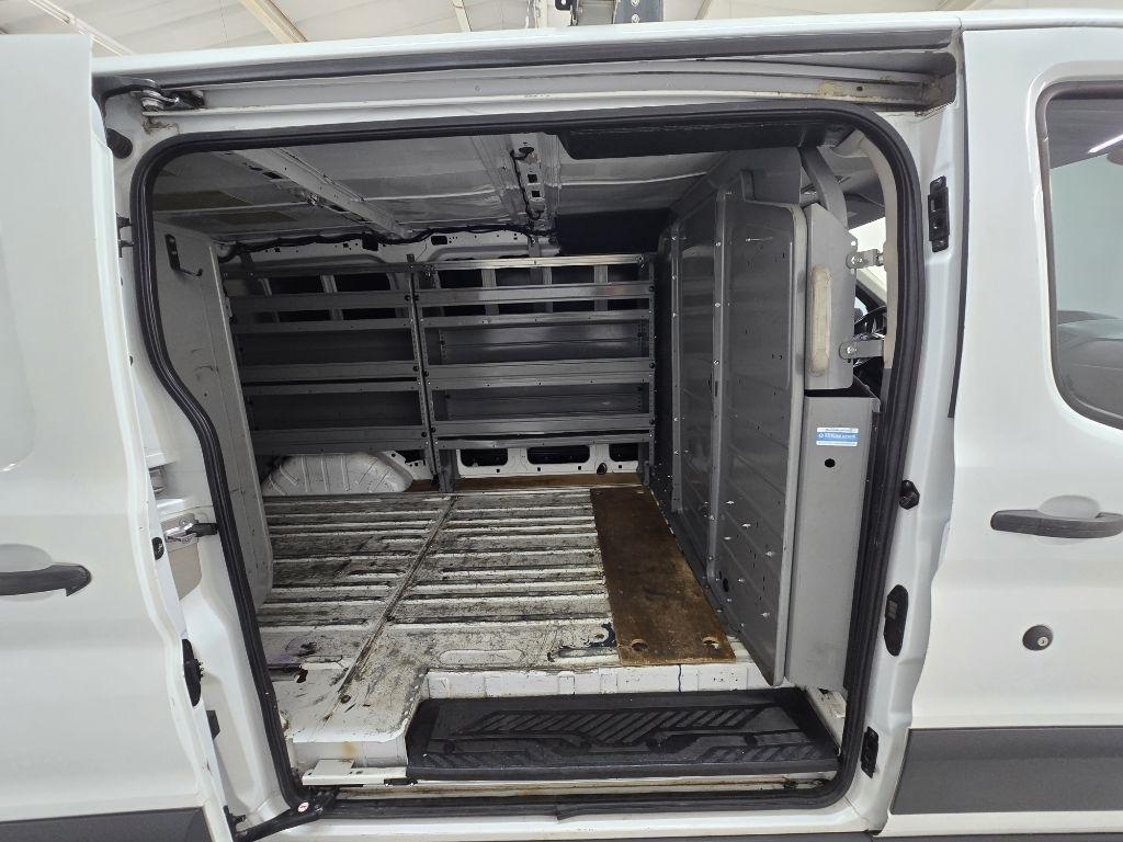 Ford Transit 250 Van Low Roof w/Sliding Pass. 130-in. WB 2017