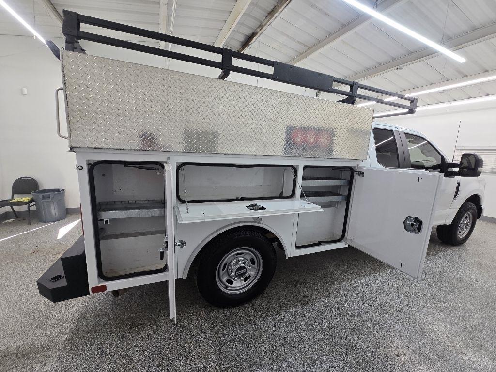 Ford F-350 SD XLT SuperCab Long Bed 2WD 2022