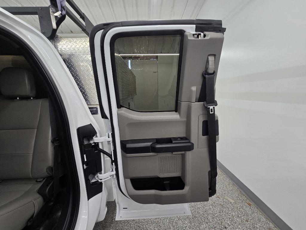 Ford F-350 SD XLT SuperCab Long Bed 2WD 2022