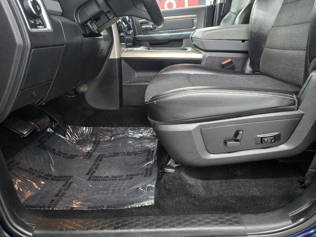 RAM 1500 SLT Crew Cab SWB 2WD 2017