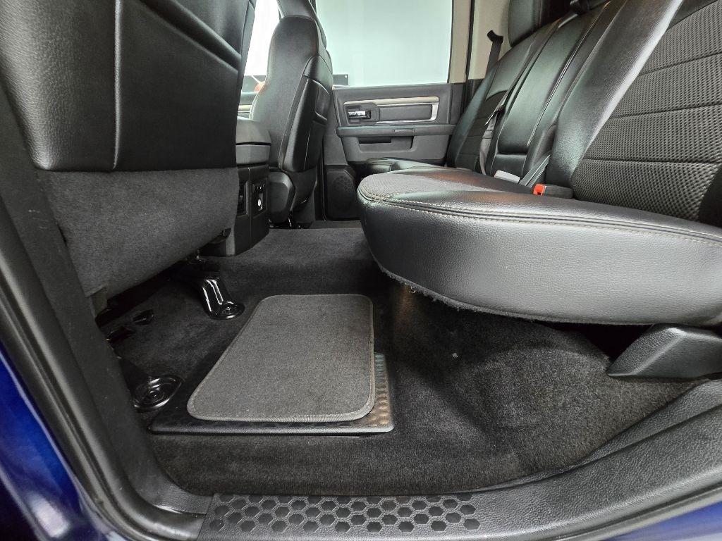 RAM 1500 SLT Crew Cab SWB 2WD 2017