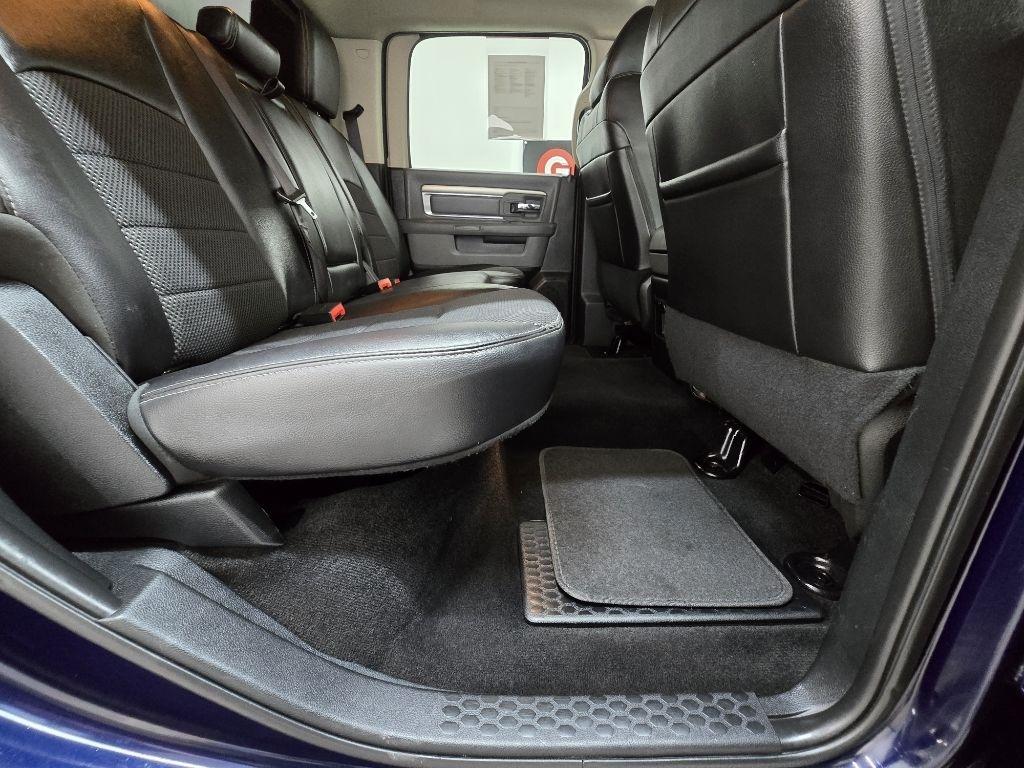 RAM 1500 SLT Crew Cab SWB 2WD 2017