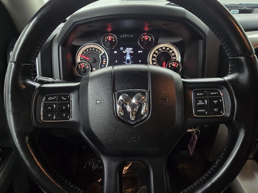 RAM 1500 SLT Crew Cab SWB 2WD 2017