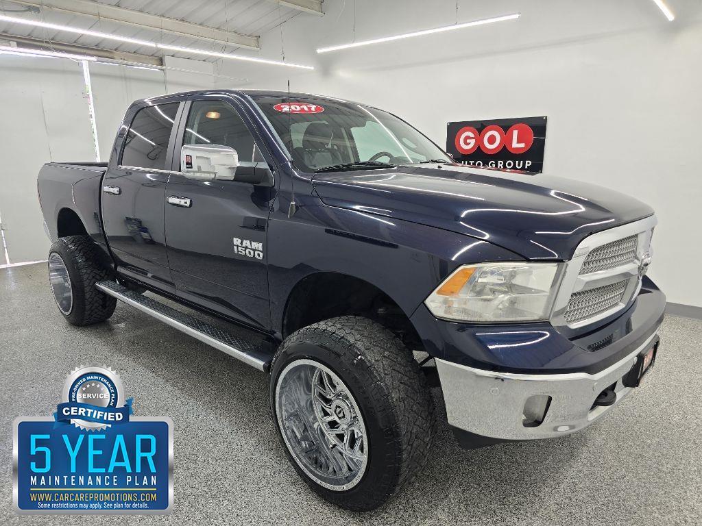 RAM 1500 SLT Crew Cab SWB 2WD 2017