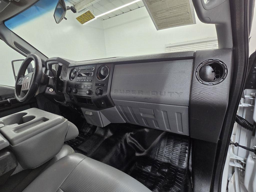 Ford F-350 SD XLT Crew Cab Long Bed 4WD 2011