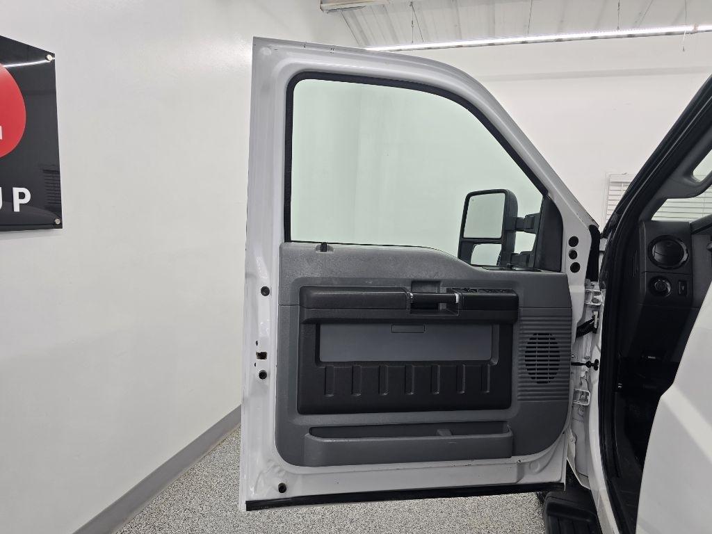 Ford F-350 SD XLT Crew Cab Long Bed 4WD 2011