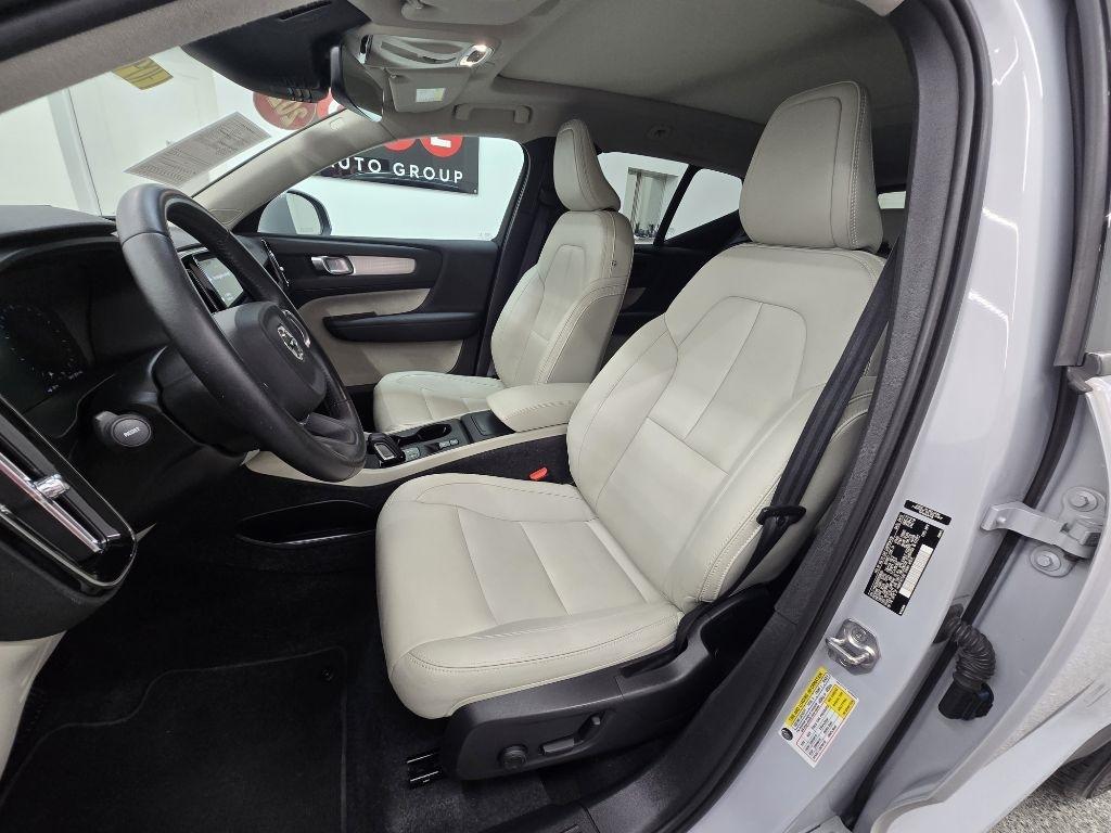 Volvo XC40 T5 Momentum AWD 2021