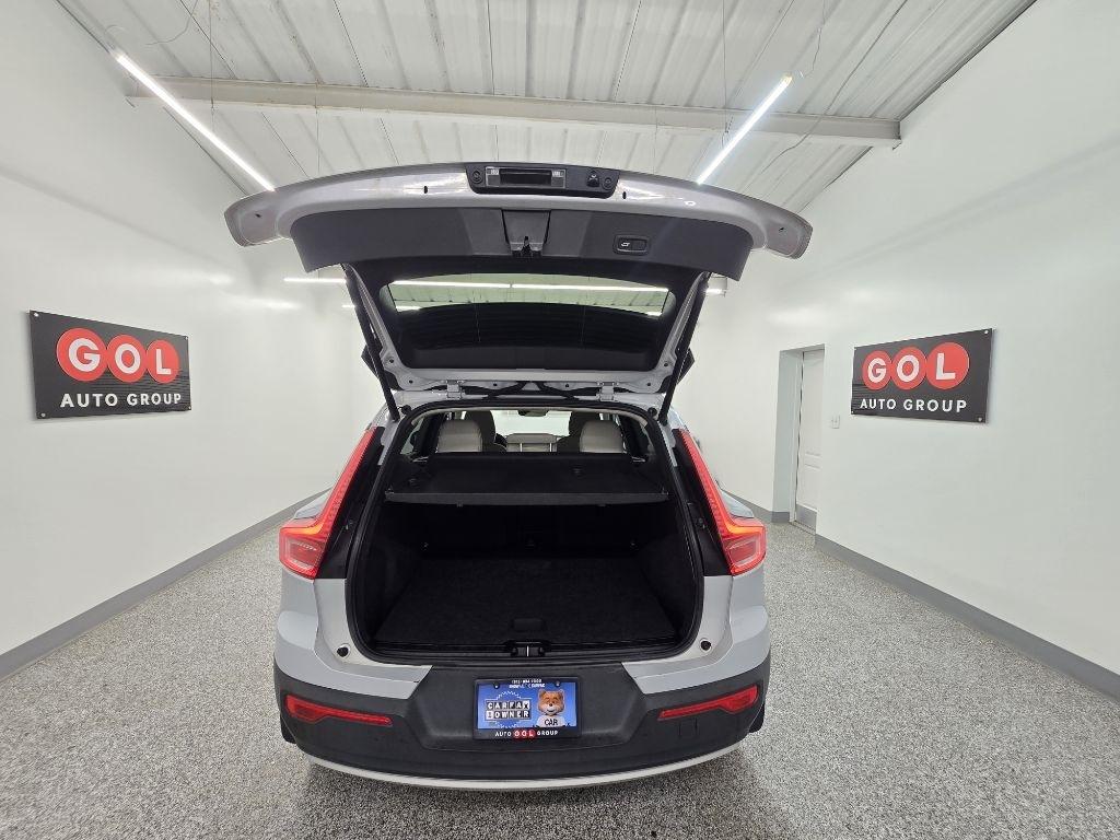 Volvo XC40 T5 Momentum AWD 2021