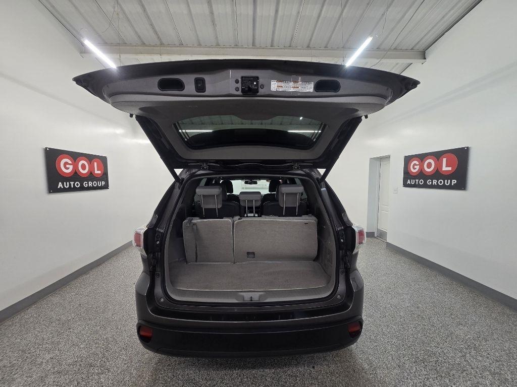 Toyota Highlander XLE FWD V6 2015