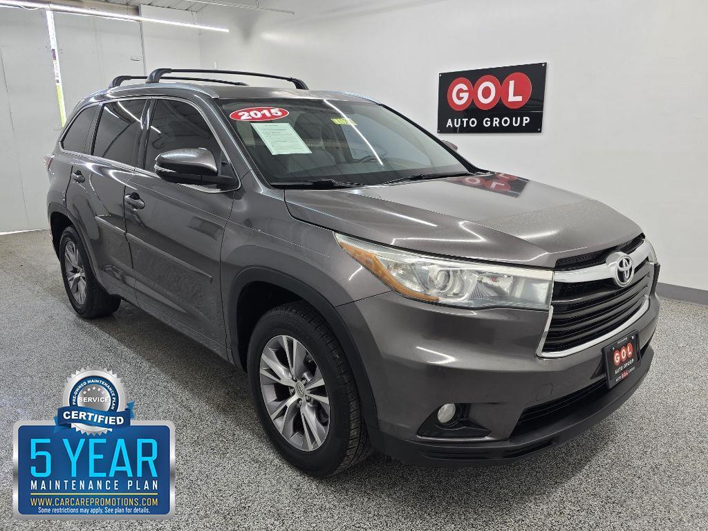 Toyota Highlander XLE FWD V6 2015
