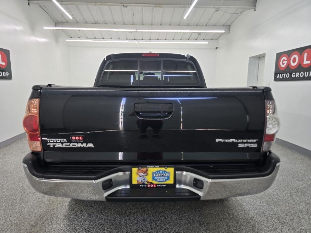 Toyota Tacoma PreRunner Double Cab Auto 2WD 2011