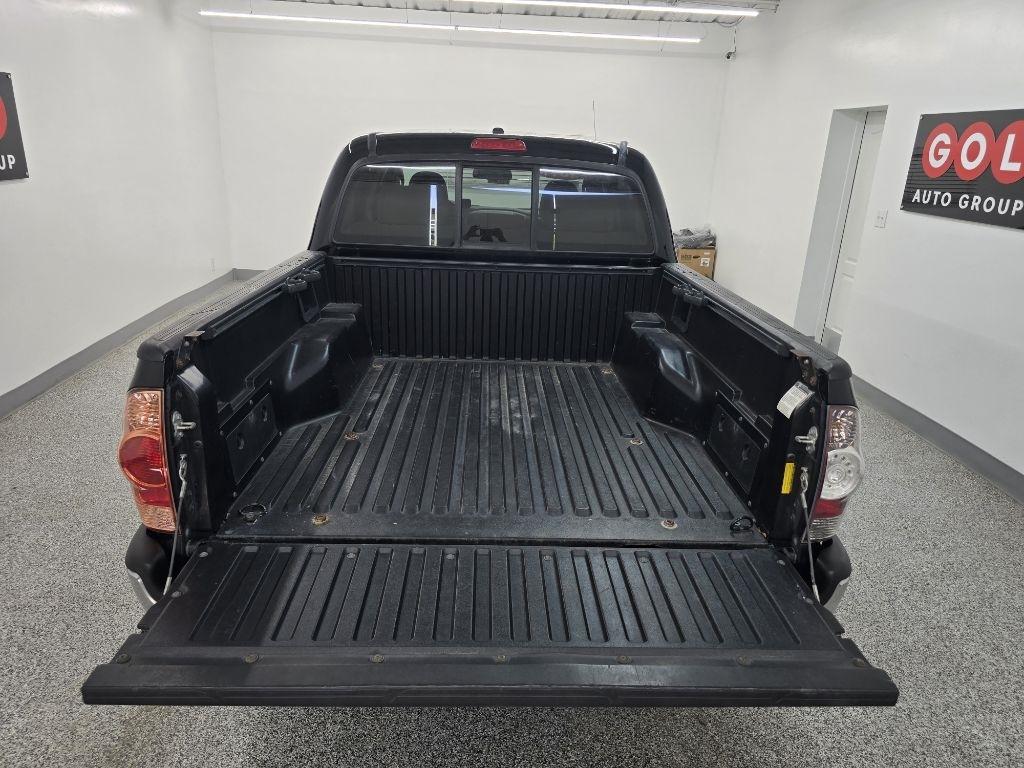 Toyota Tacoma PreRunner Double Cab Auto 2WD 2011