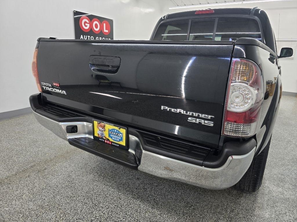Toyota Tacoma PreRunner Double Cab Auto 2WD 2011