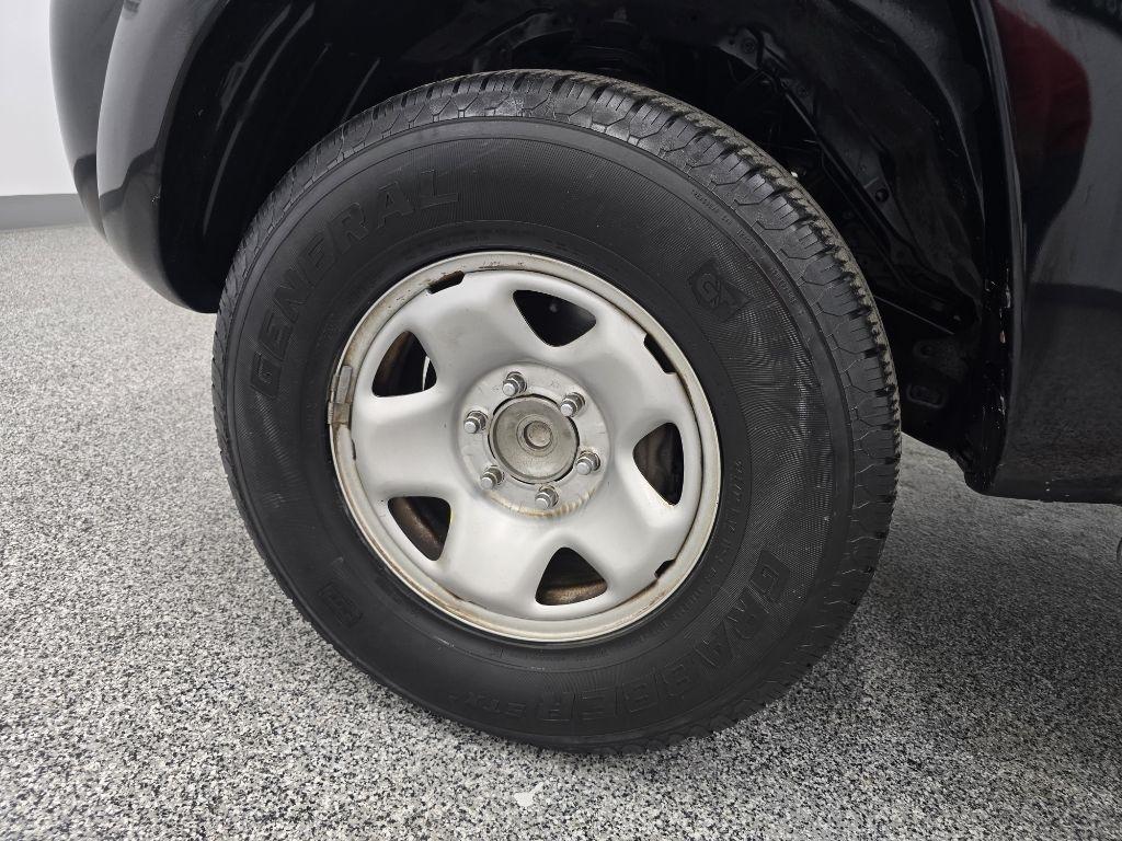 Toyota Tacoma PreRunner Double Cab Auto 2WD 2011