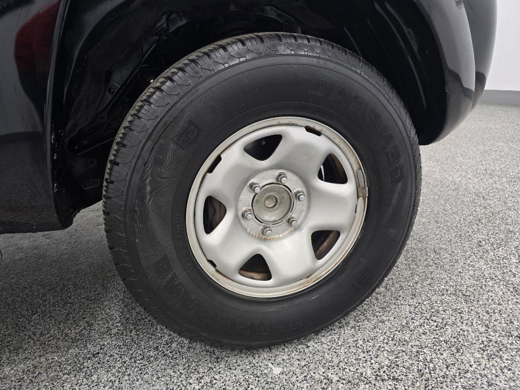 Toyota Tacoma PreRunner Double Cab Auto 2WD 2011