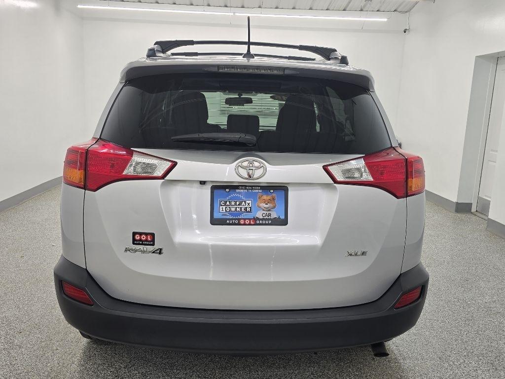 Toyota RAV4 XLE FWD 2015