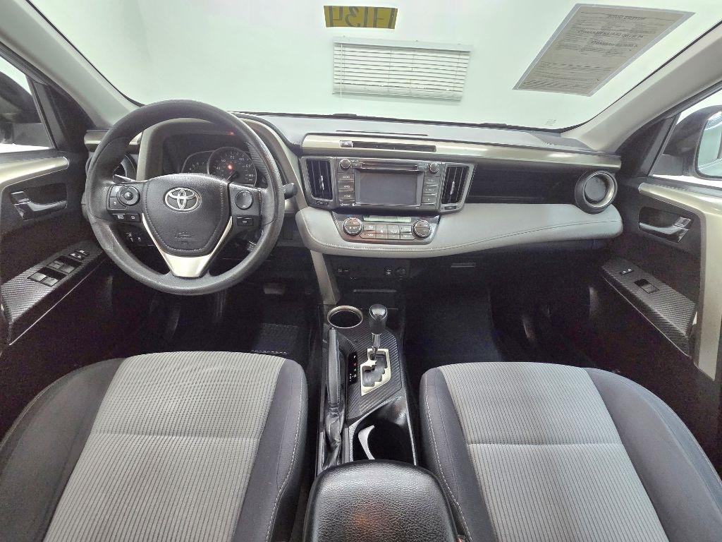 Toyota RAV4 XLE FWD 2015