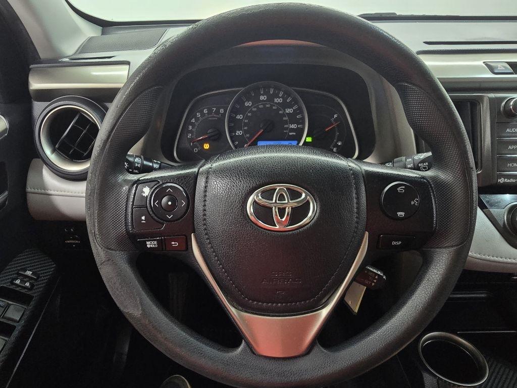 Toyota RAV4 XLE FWD 2015