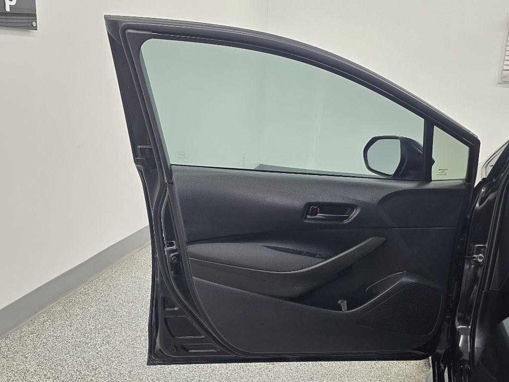 Toyota Corolla LE 2022