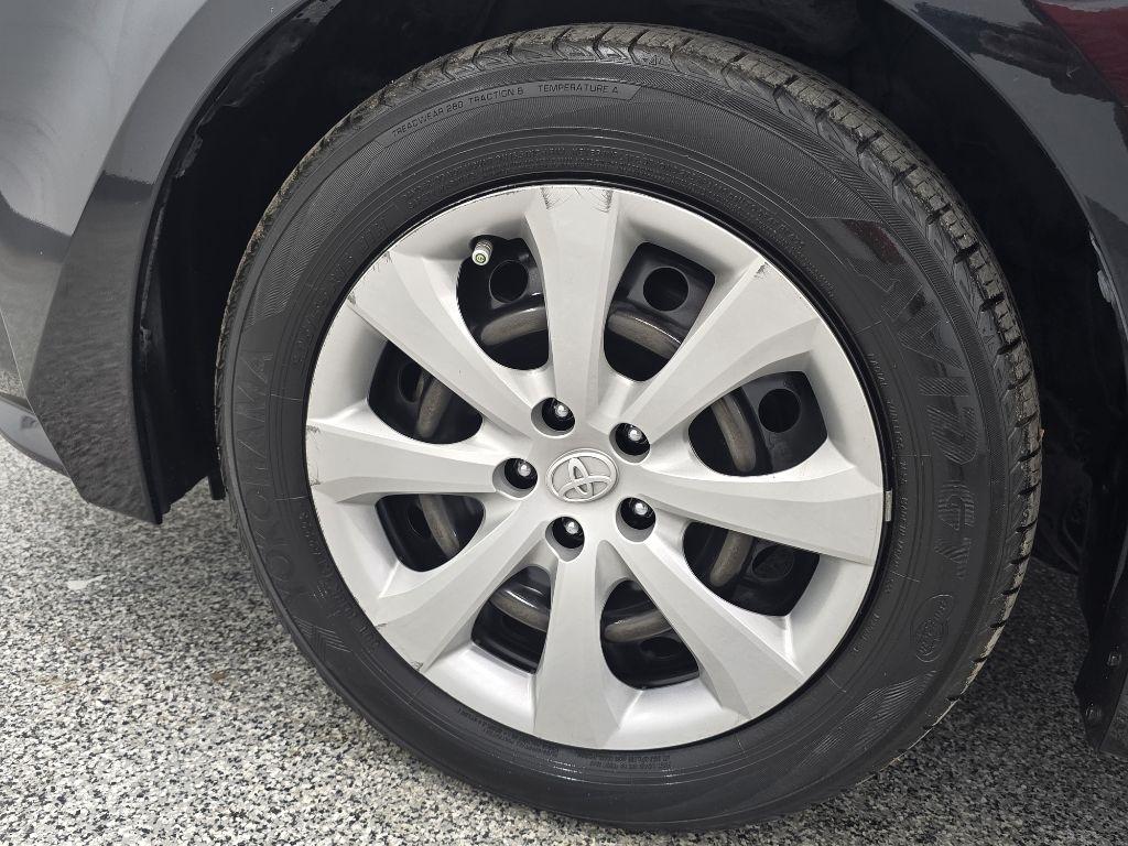 Toyota Corolla LE 2022