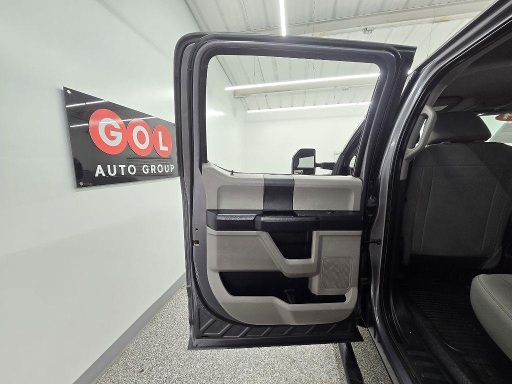 Ford F-250 SD XL Crew Cab 4WD 2021