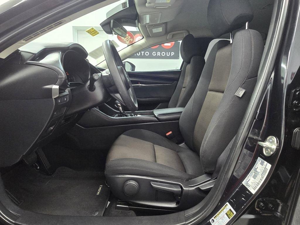 Mazda MAZDA3 2.0 2022