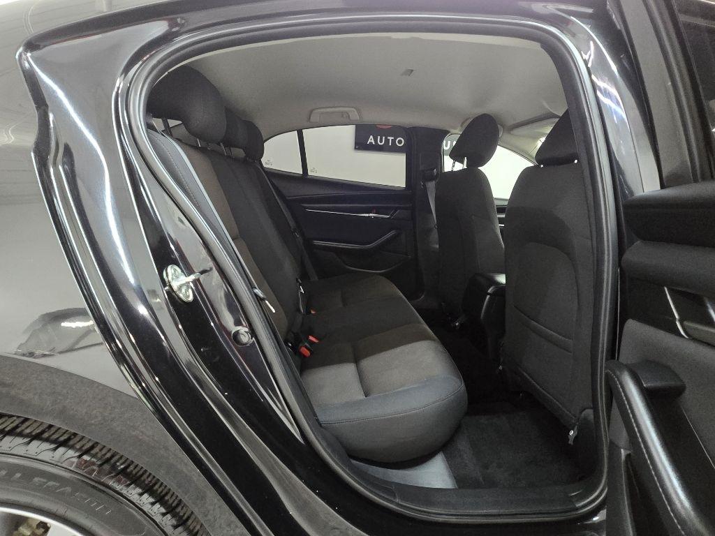 Mazda MAZDA3 2.0 2022